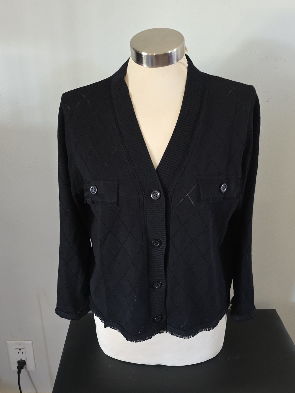 Adrianna Papell Black Quilted V-Neck Button Cardigan